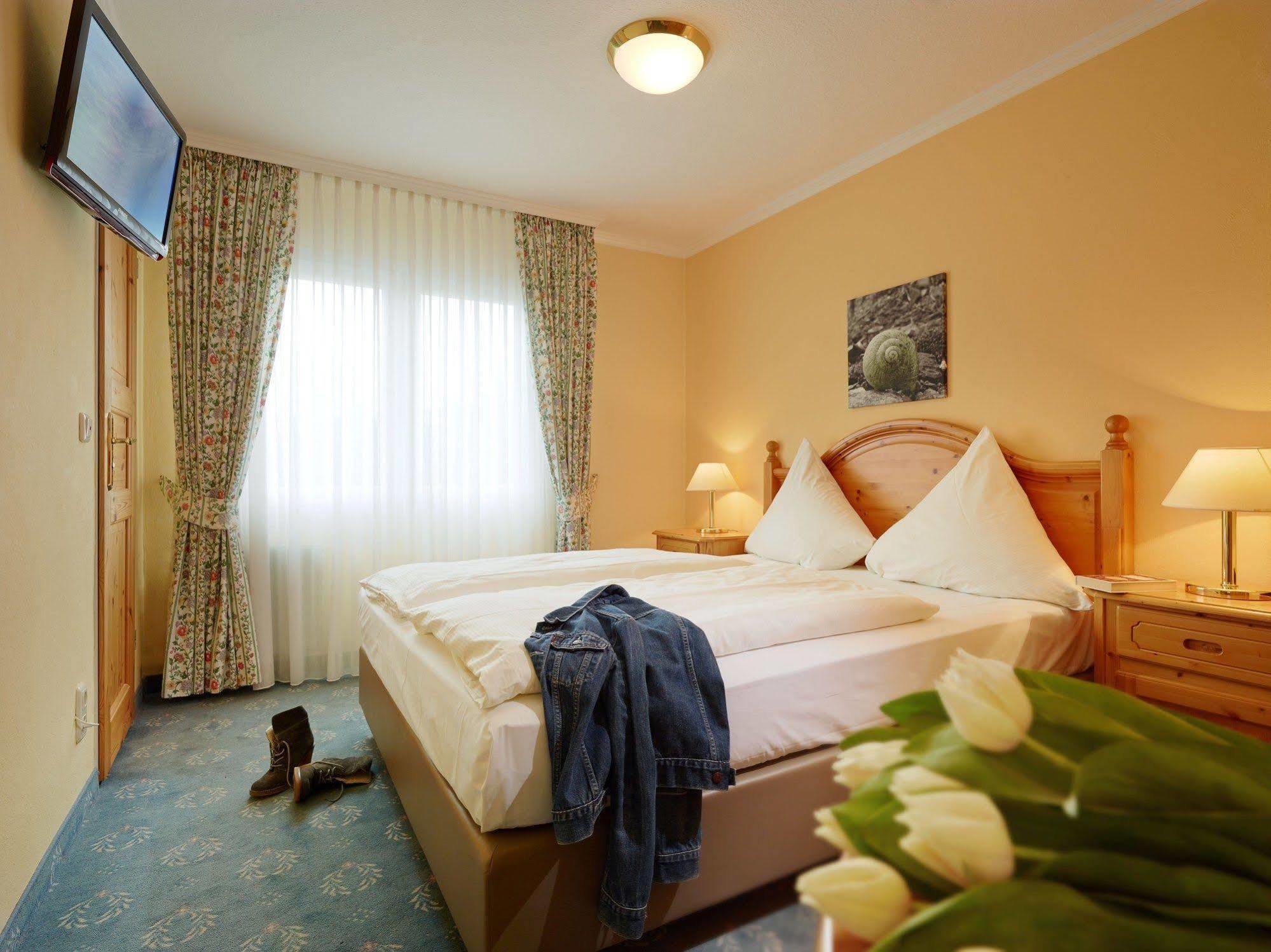 Ringhotel Boemers Mosel Landhotel 阿尔夫 外观 照片